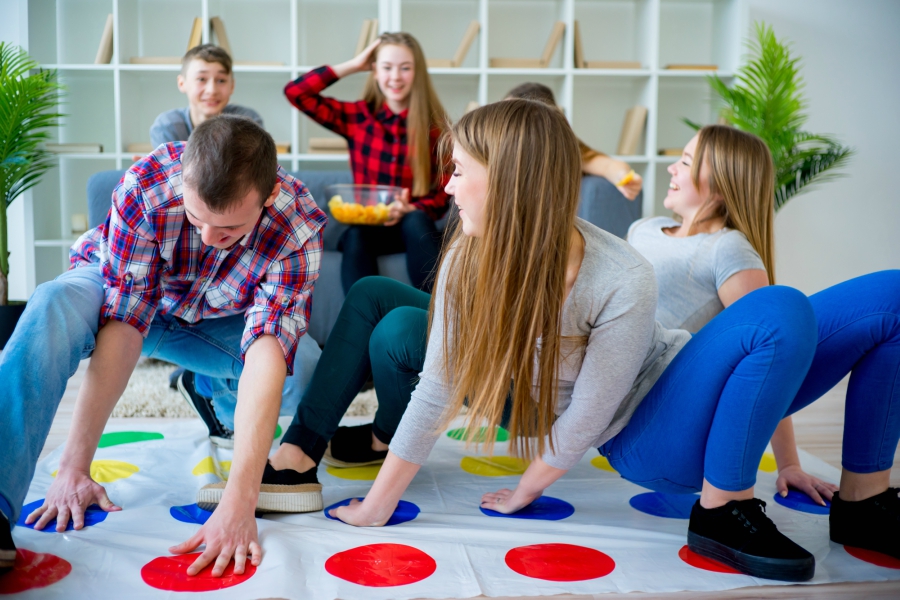 Best Party Games To Play With Your Crush