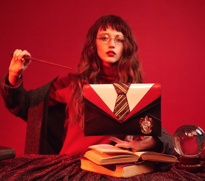 Gryffindor Uniform Clutch Danielle Nicole