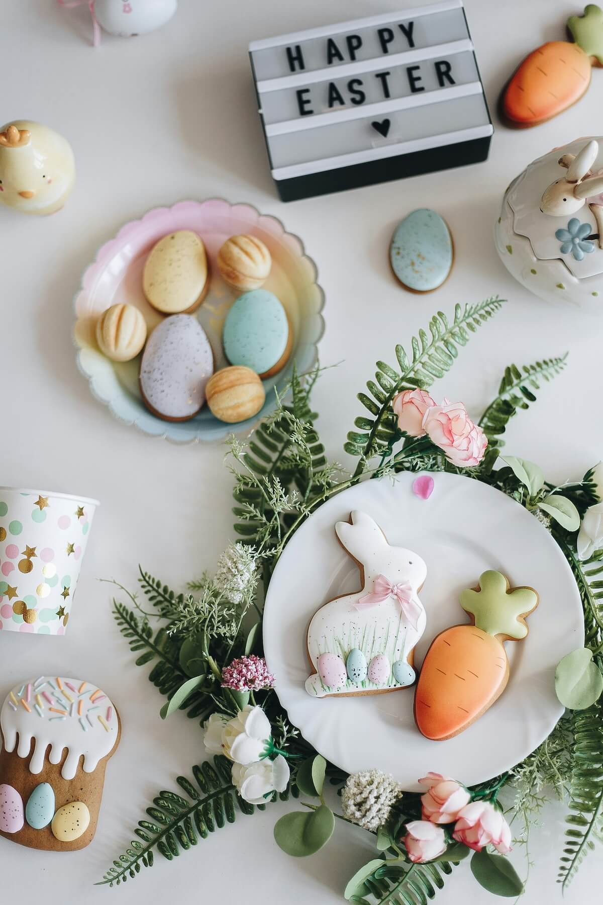 Unsplash: Celebratory Easter cookies by Anna Bratiychuk