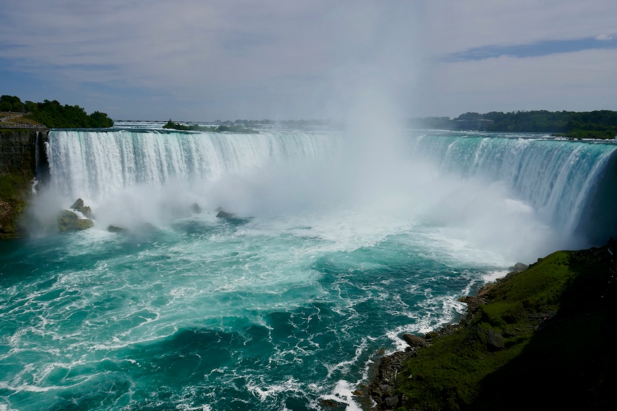 Unsplash: Niagara Falls by Edward Koorey