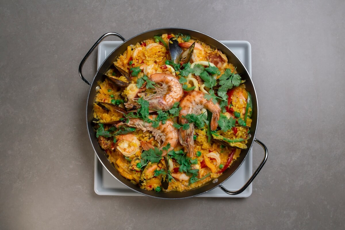 Unsplash: paella plate by douglas lopez