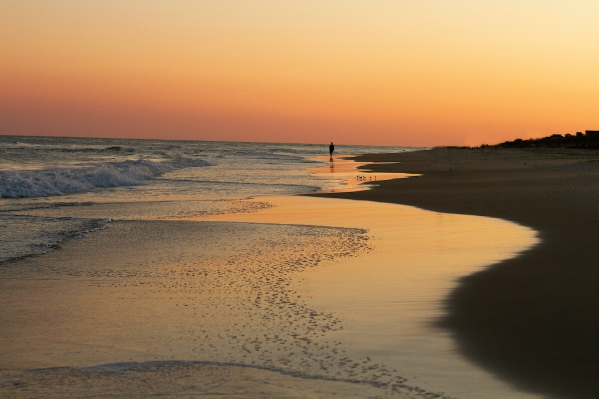Unsplash: Cape Hatteras National Seashore in Outer Banks by Dottie Di Liddo