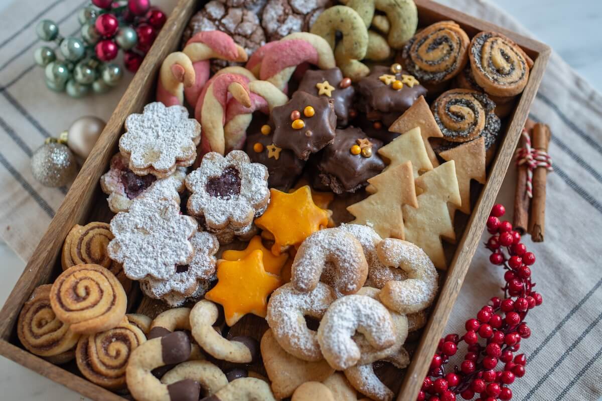 Shutterstock: Christmas cookies with festive decoration