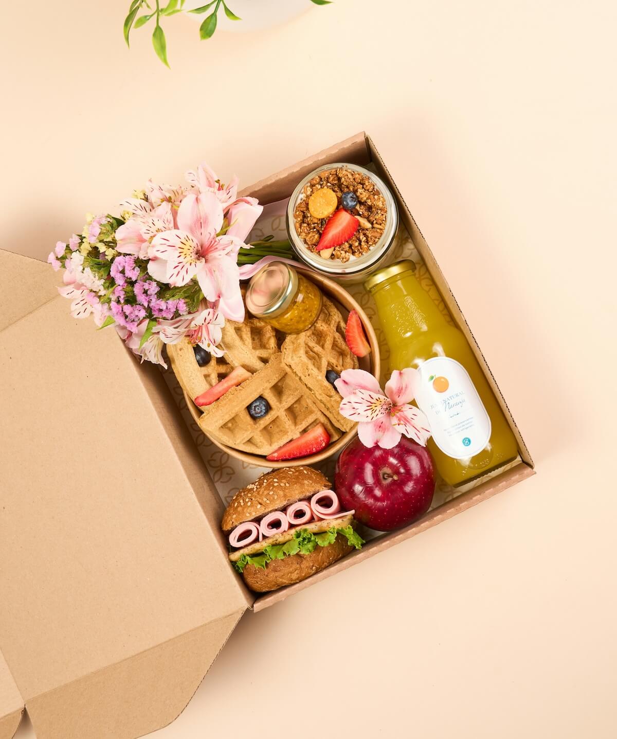 Unsplash: Fancy boxed lunch by angel villanueva