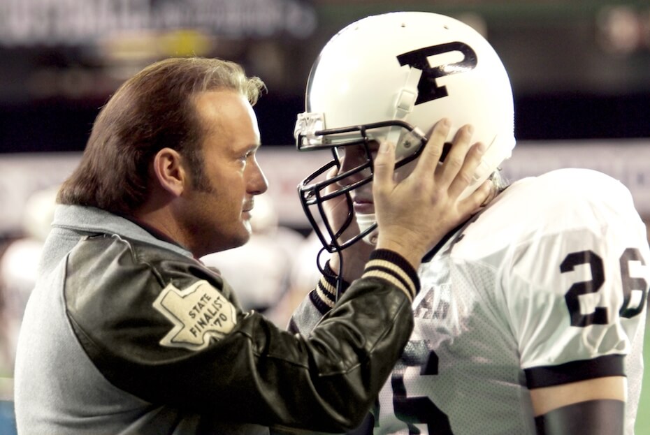 Friday Night Lights: Tim McGraw pep talk