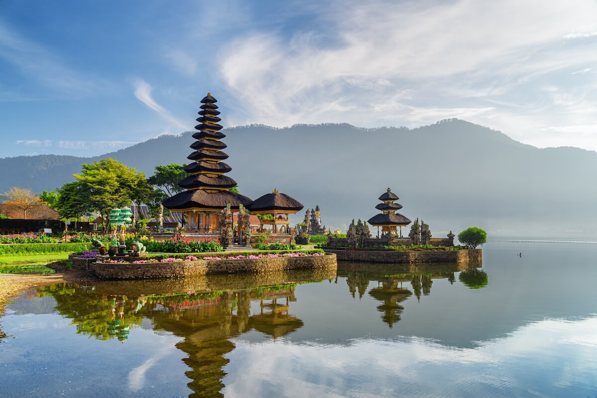 Shutterstock: Awesome view of Pura Ulun Danu Beratan (Pura Bratan) in Bali, Indonesia. Amazing Hindu Shaivite temple reflected in water of Lake Beratan. The temple complex is a popular tourist attraction of Asia.
