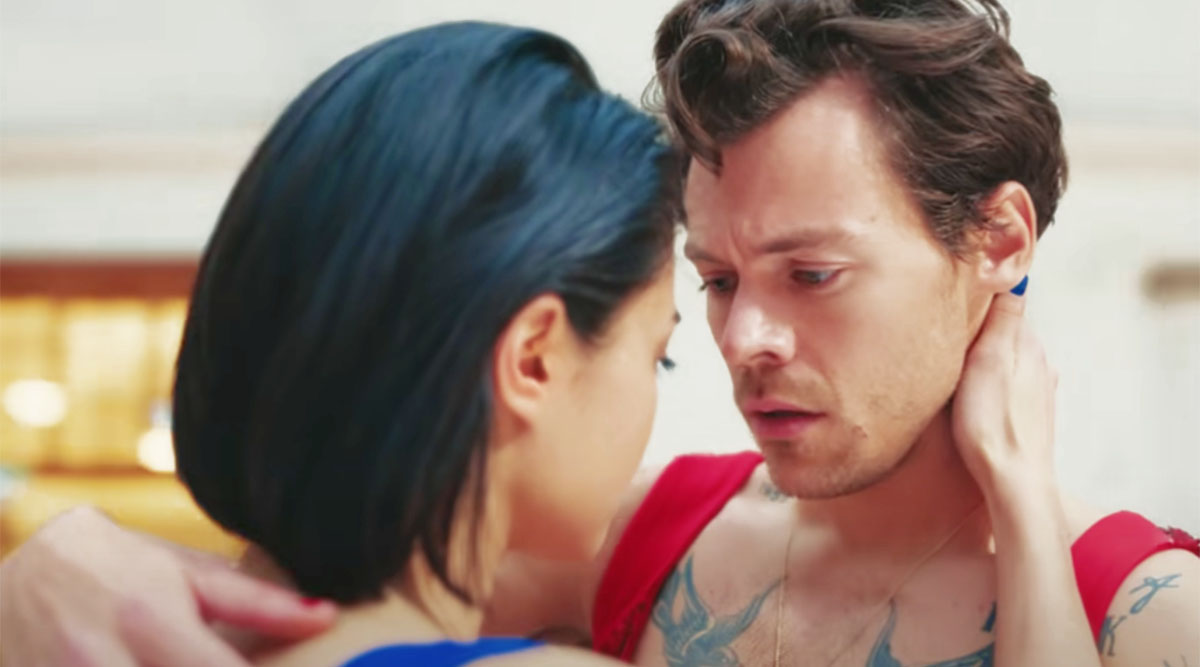 Songs To Put On Instagram Story For Selfie