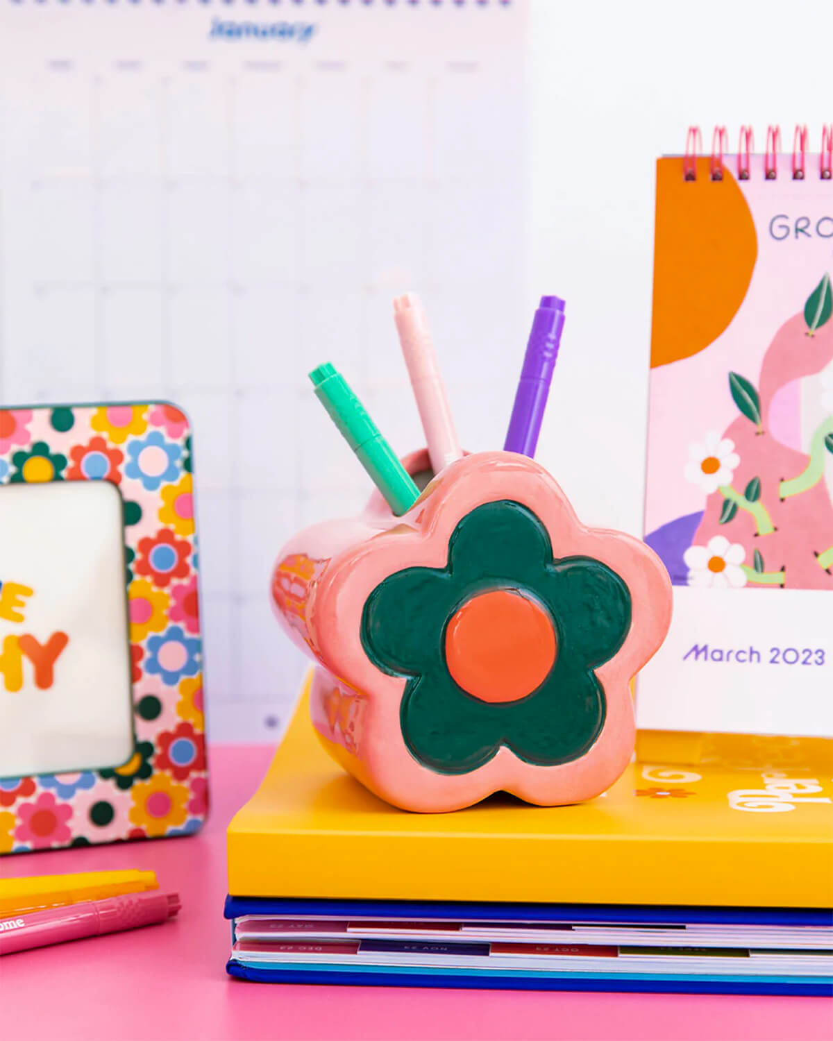 ban.dō Mod Floral Pencil Cup