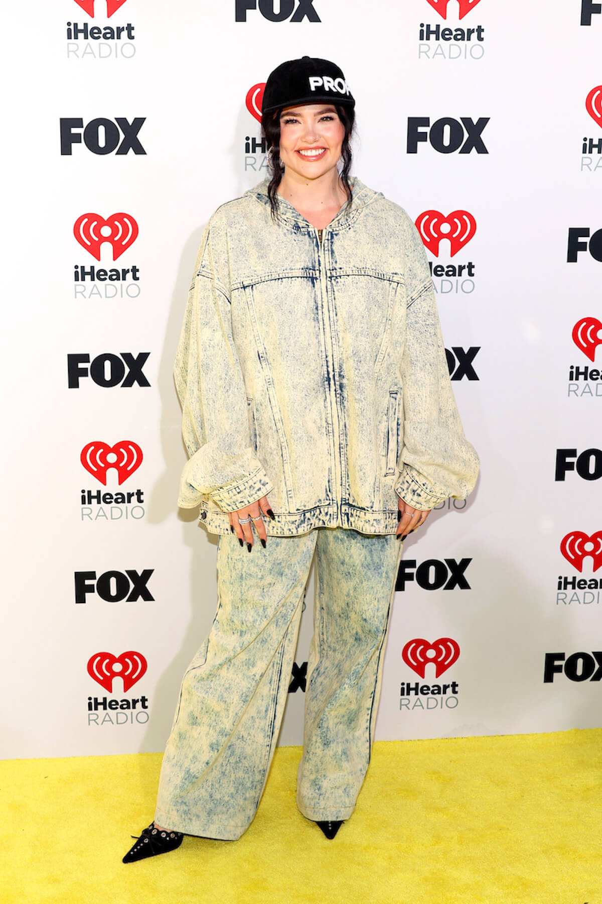 LOS ANGELES, CALIFORNIA - APRIL 01: (FOR EDITORIAL USE ONLY) Lauren Spencer-Smith attends the 2024 iHeartRadio Music Awards at Dolby Theatre in Los Angeles, California on April 01, 2024. Broadcasted live on FOX. (Photo by Jesse Grant/Getty Images for iHeartRadio)