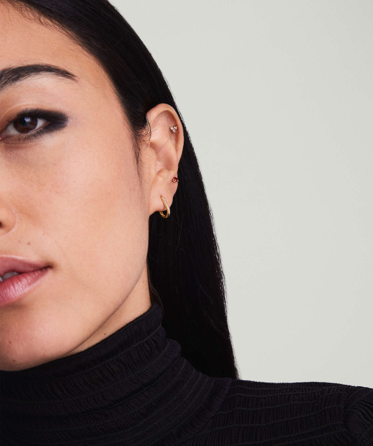 mejuri january garnet studs