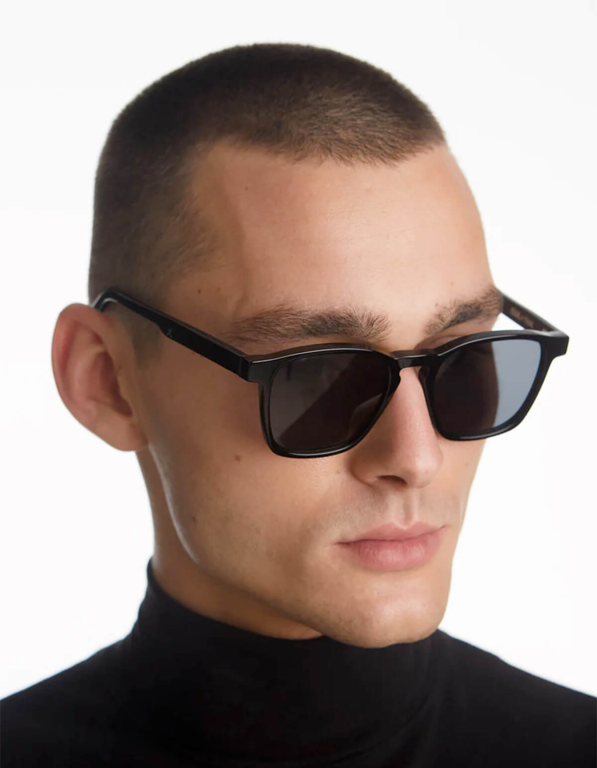 oscar x frank montaigne glasses