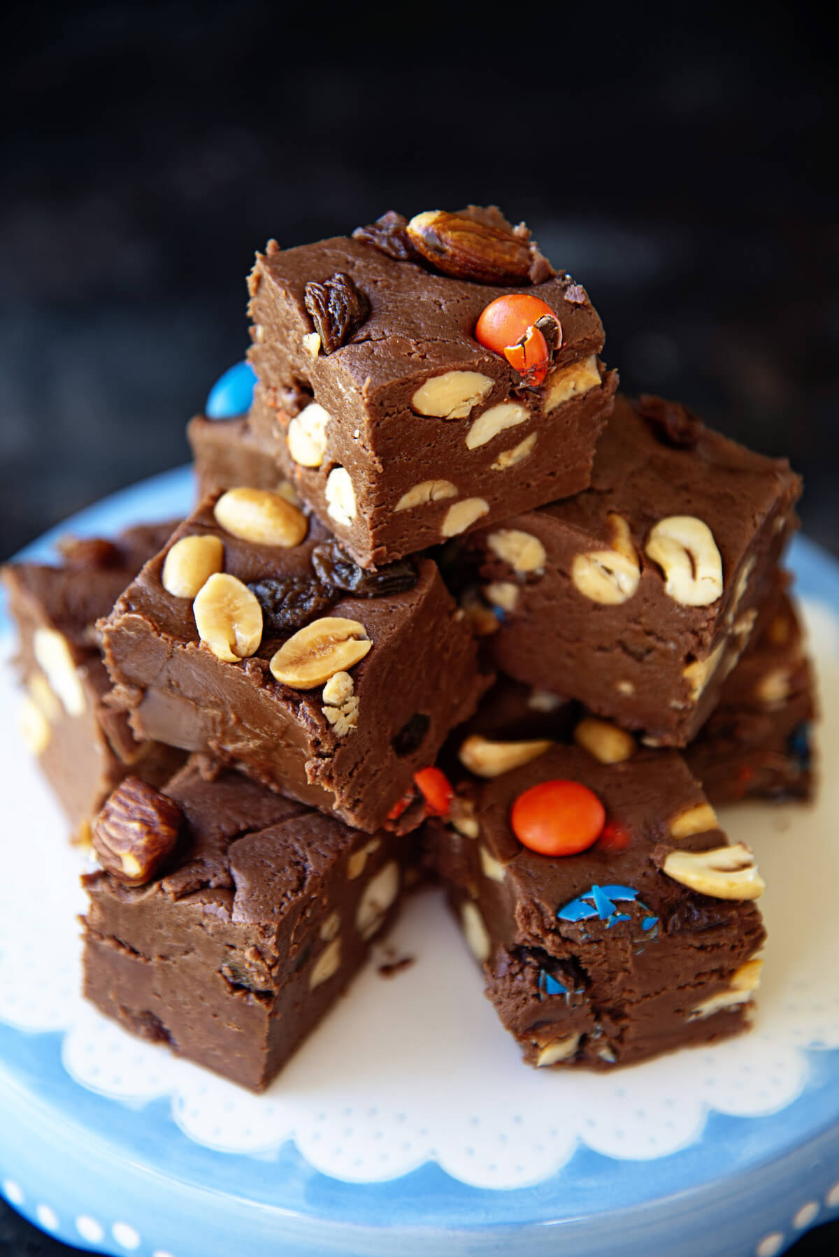 sweet recipeas trail mix fudge