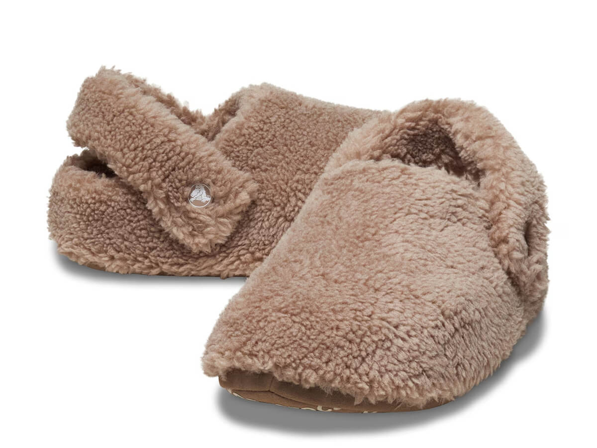 crocs classic cozzzy slippers