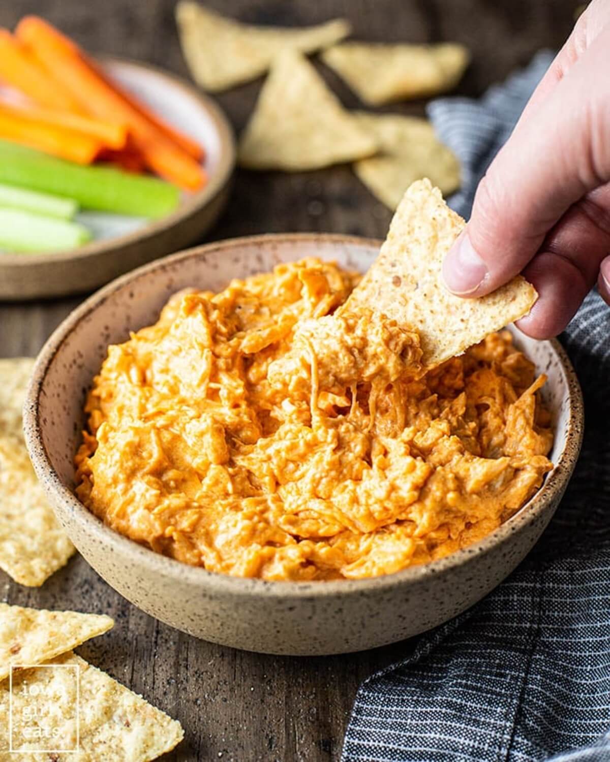 iowa girl eats crockpot buffalo chicken dip