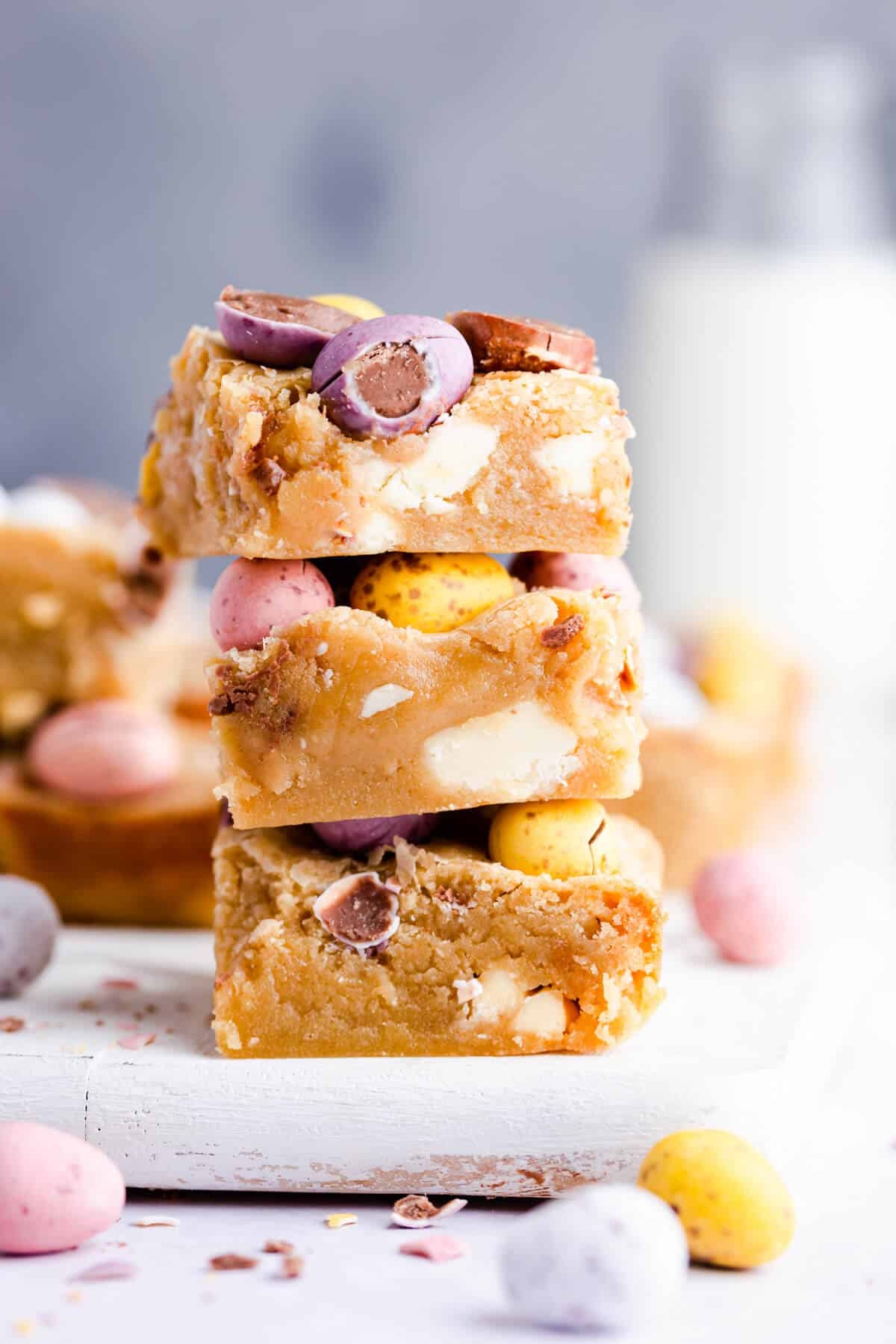 anna banana mini egg blondies