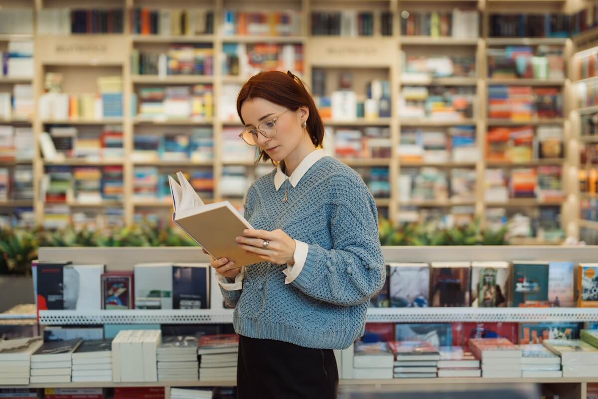 girl reading in library