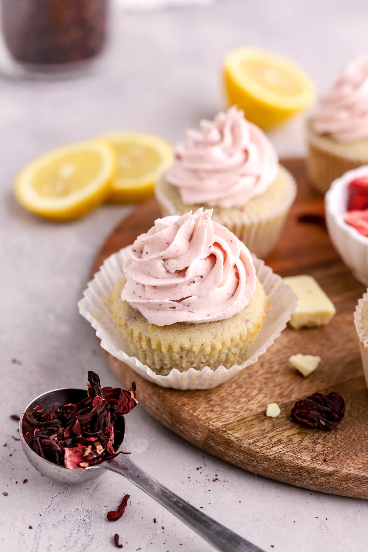parsley and icing hibiscus cupcakes
