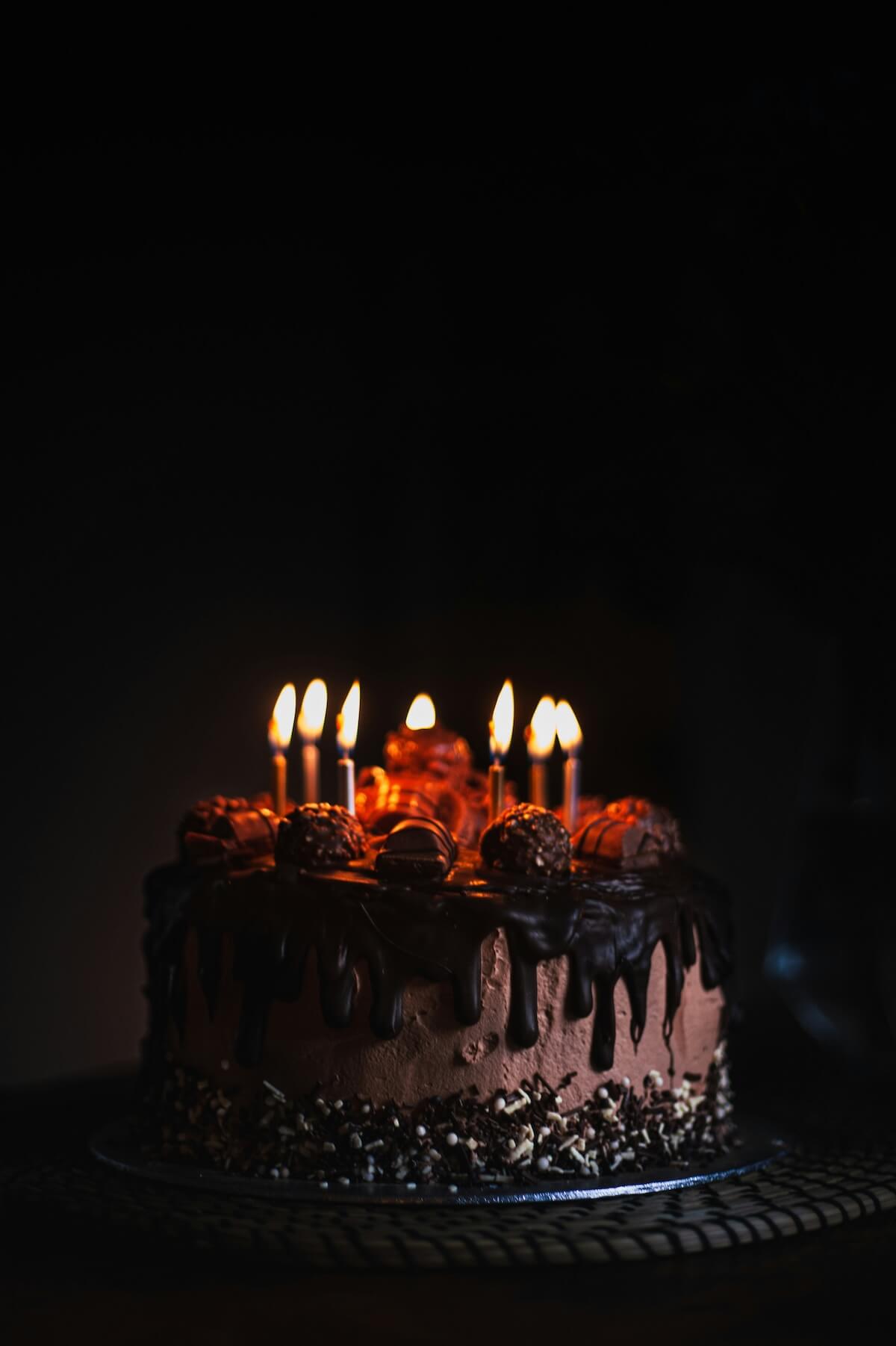 Unsplash: Decadent chocolate cake by Duncan Kidd