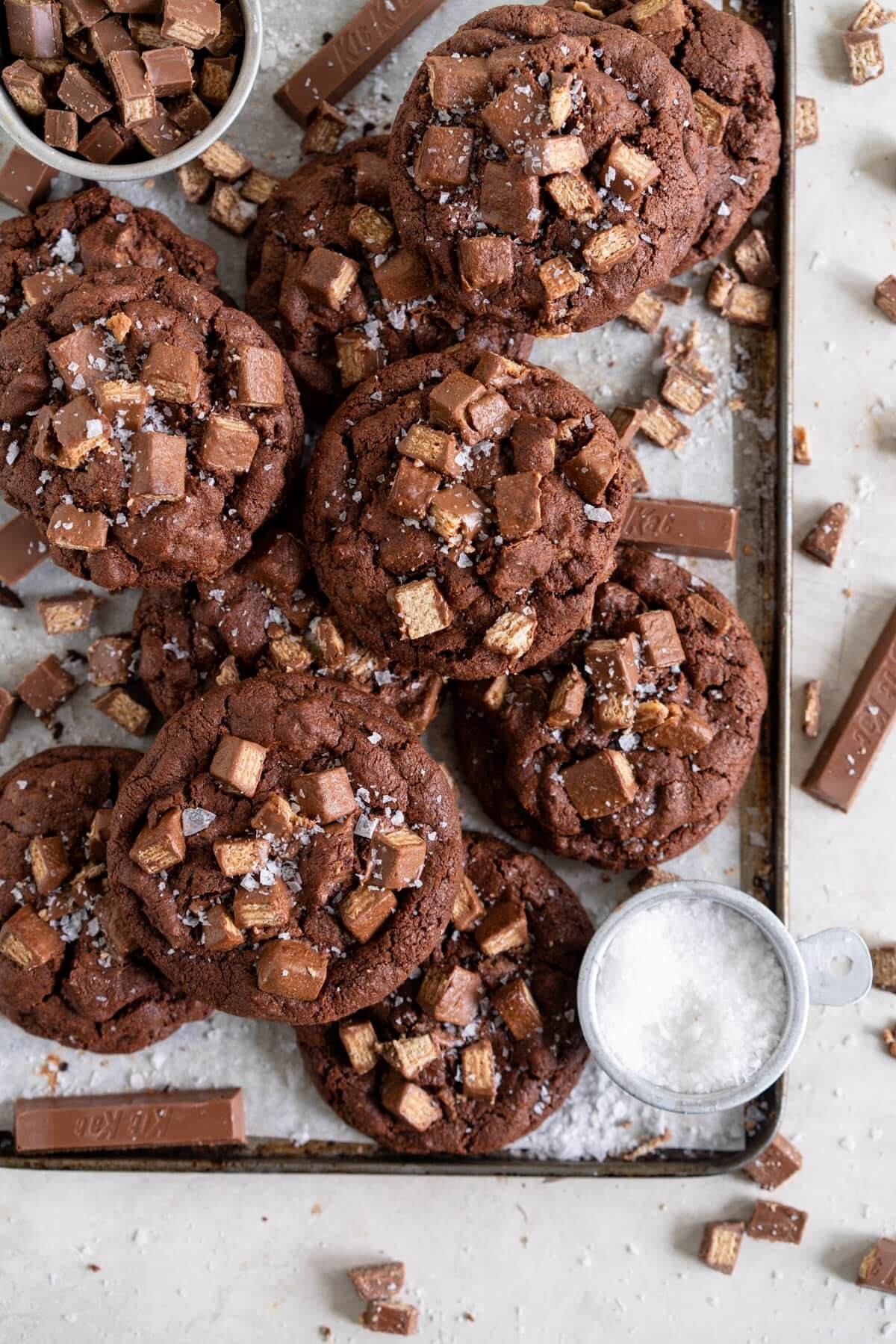 cloudy kitchen kit kat cookies