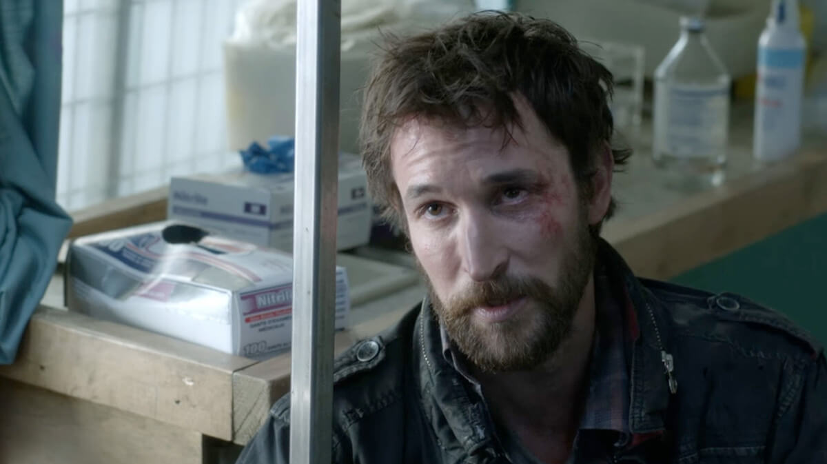 Noah Wyle in TNT series Falling Skies