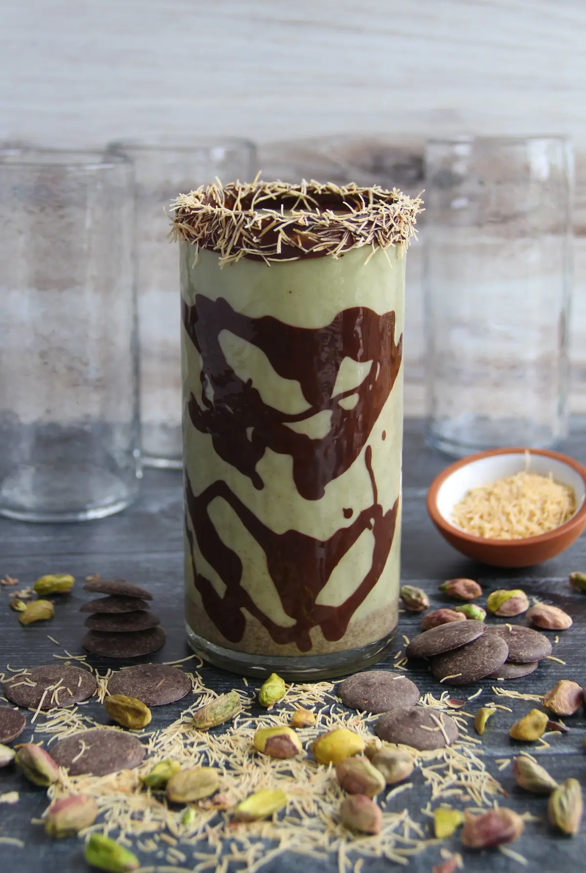 matcha nude dubai chocolate latte