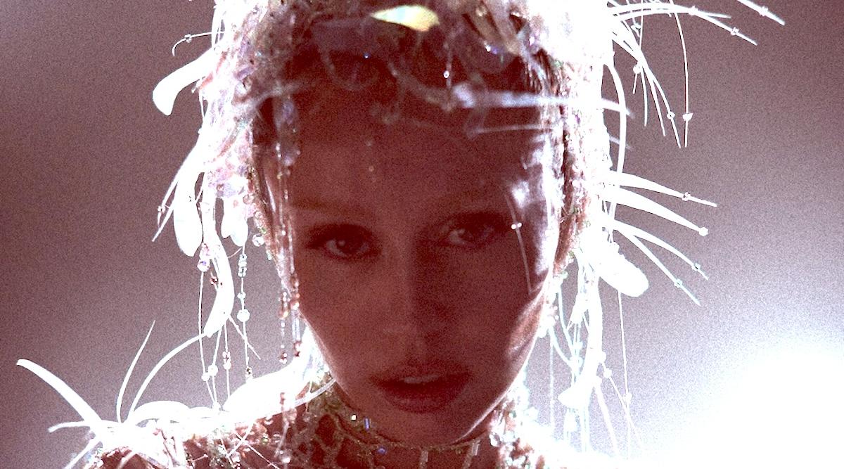 新品 完売 Miley Cyrus / Something Beautiful Miley Cyrus - Something Beautiful (Official Video) - YouTube