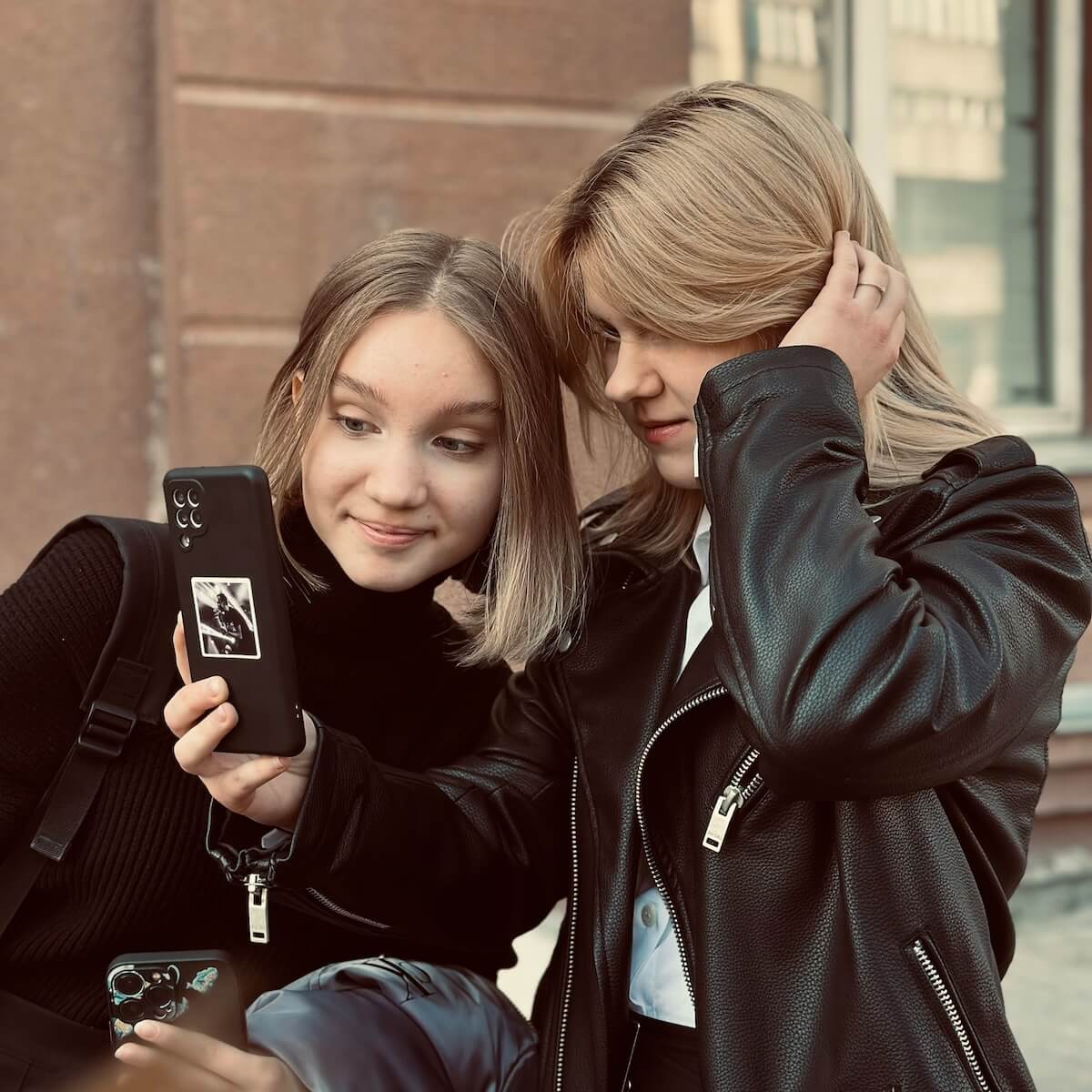 Unsplash: Friends taking selfie together by Mary Borozdina
