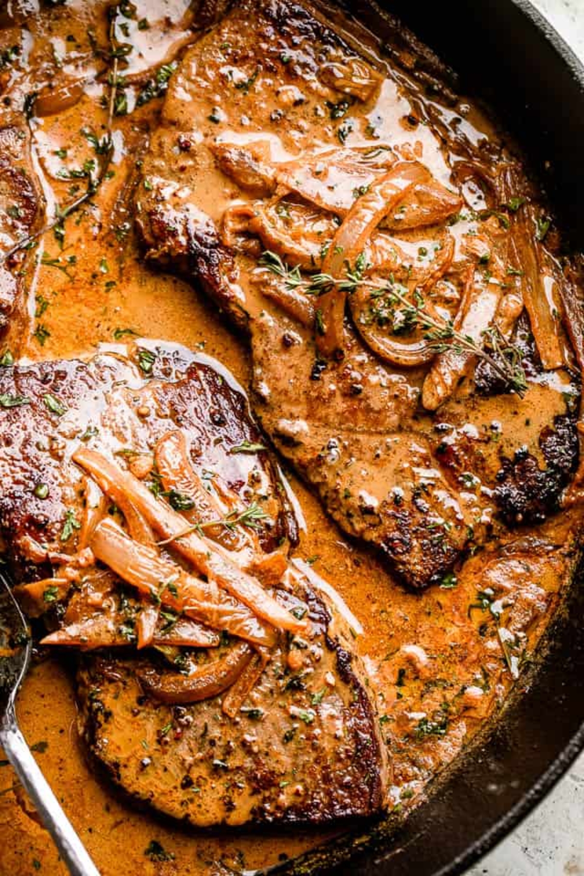 diethood onion gravy smothered steak