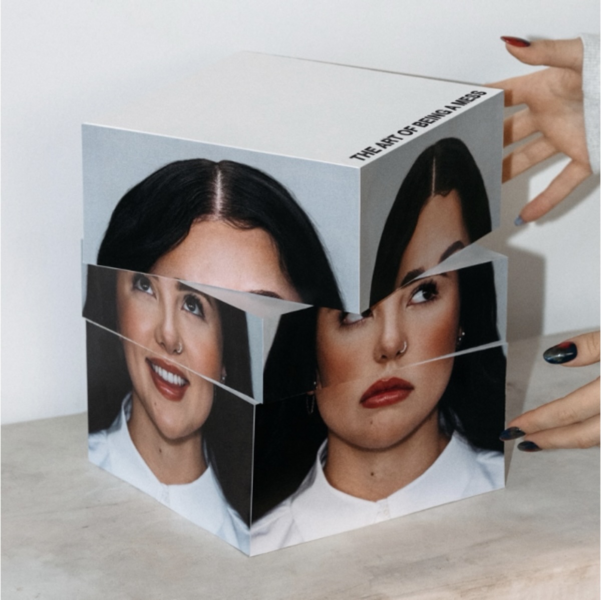 Lauren Spencer Smith 'THE ART OF BEING A MESS' Album Cover