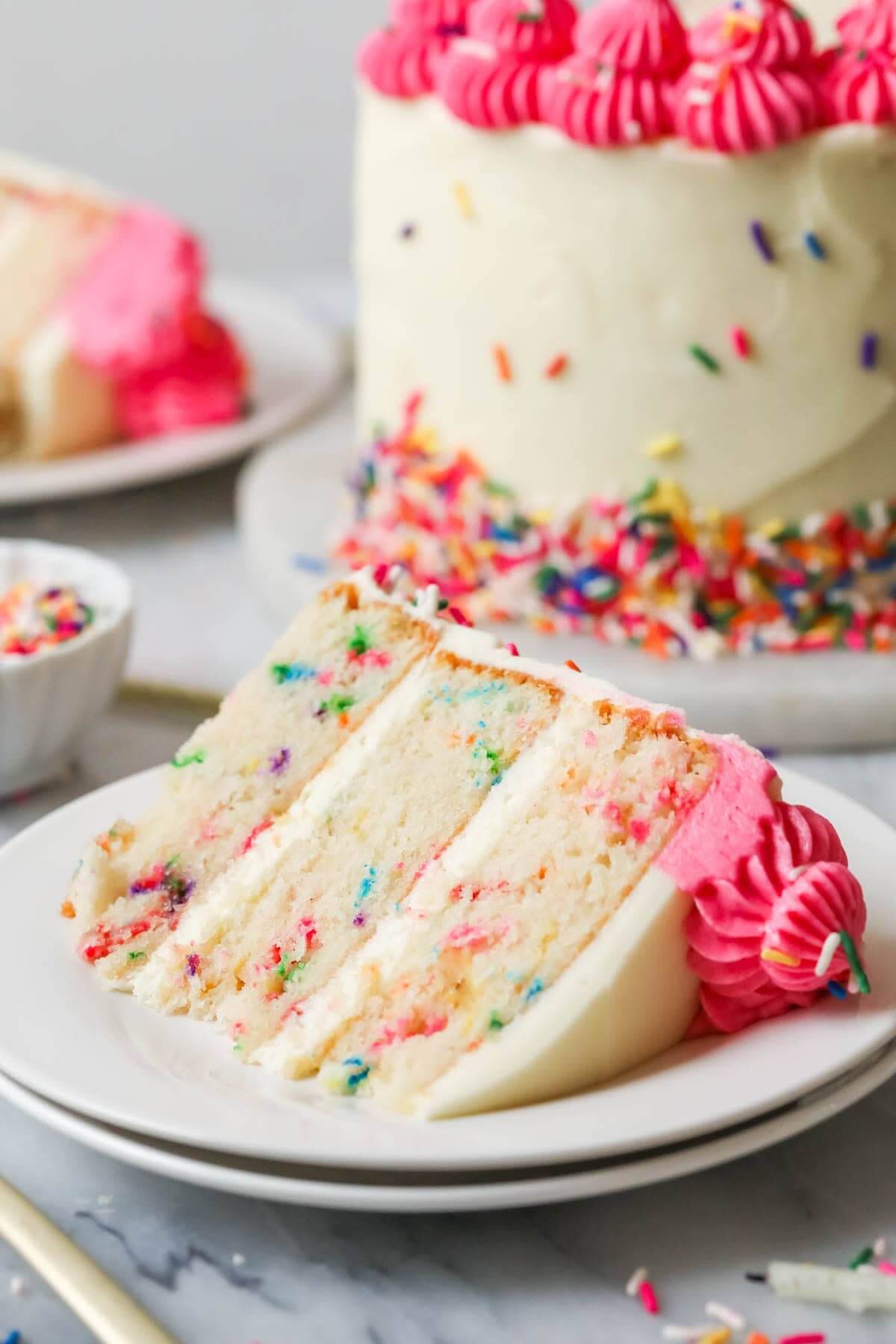sugar spun run funfetti cake