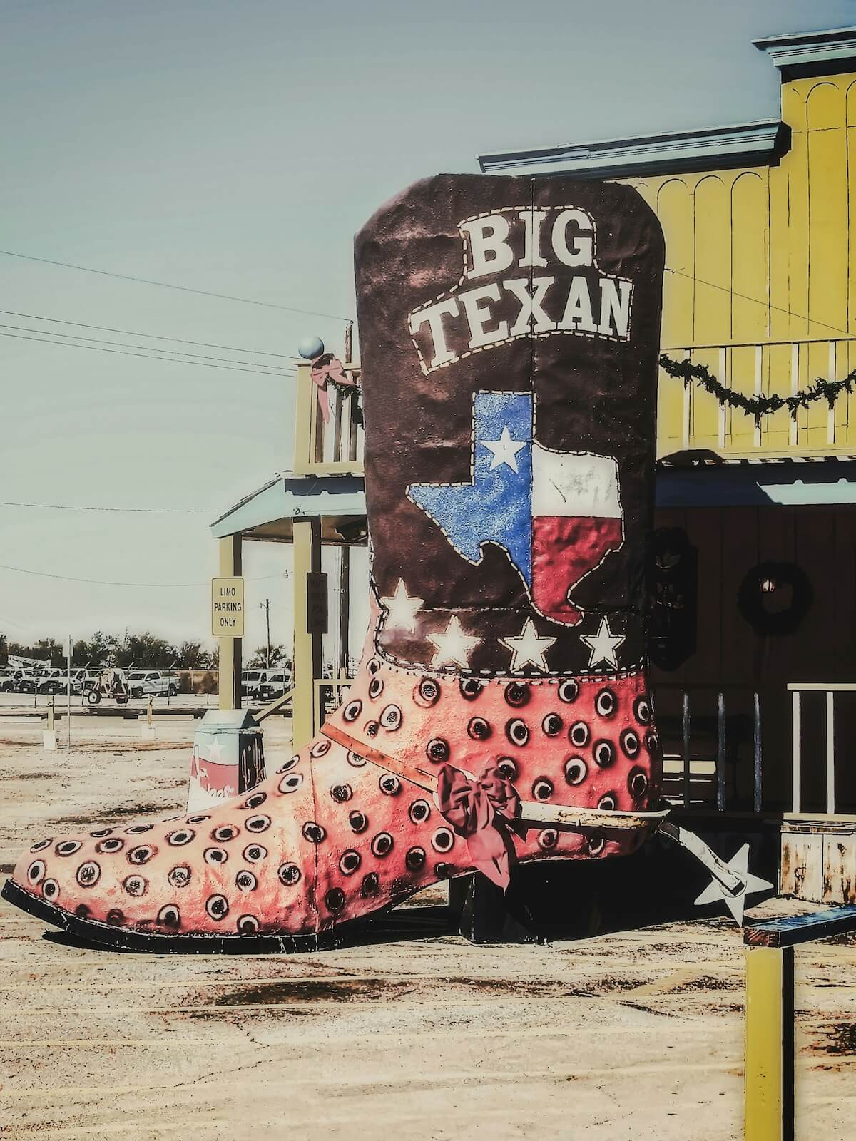 Unsplash: Giant texas boot by K Mitch Hodge