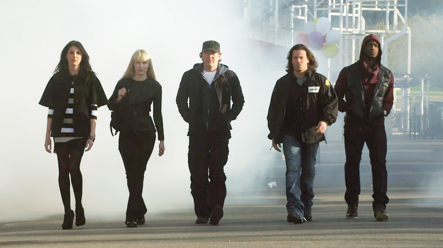 Leverage group shot in 'The Carnival Job'
