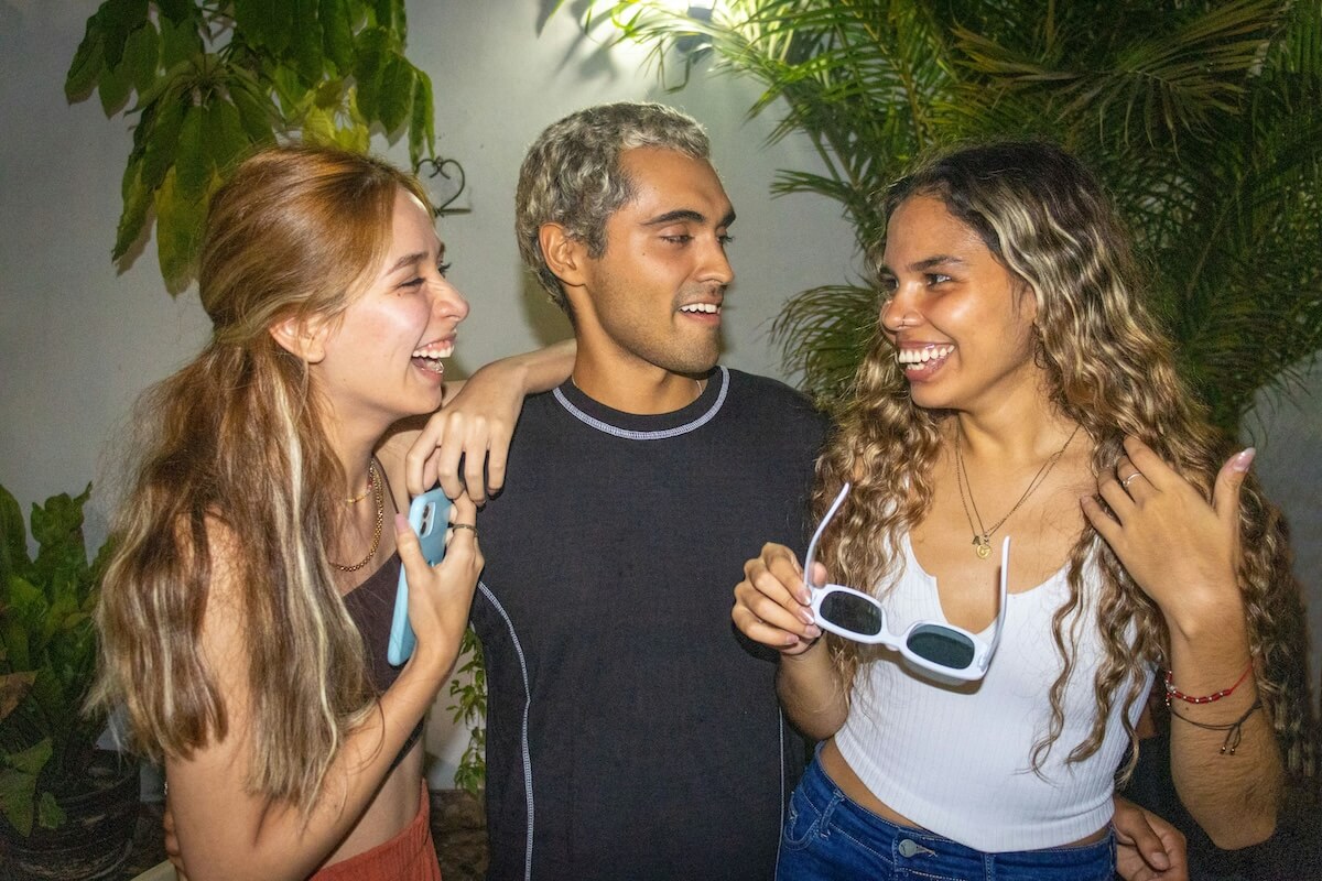 Unsplash: Friends meeting at party by Valeria