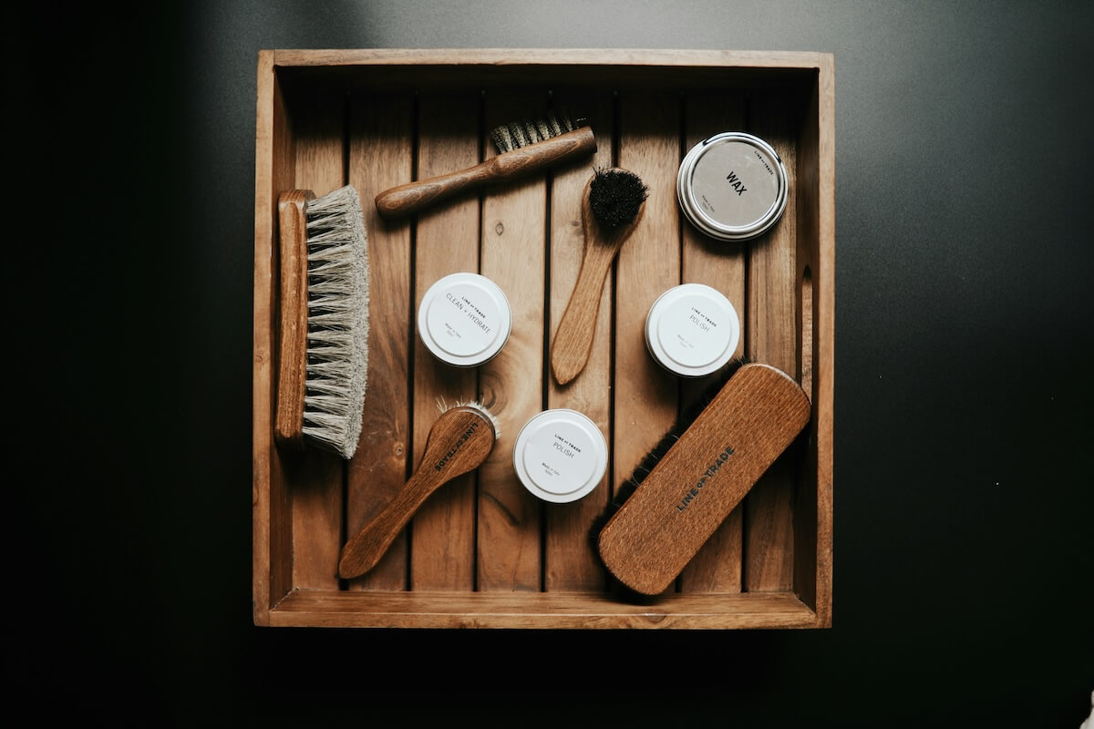 Unsplash: Mens grooming set by Lina Verovaya