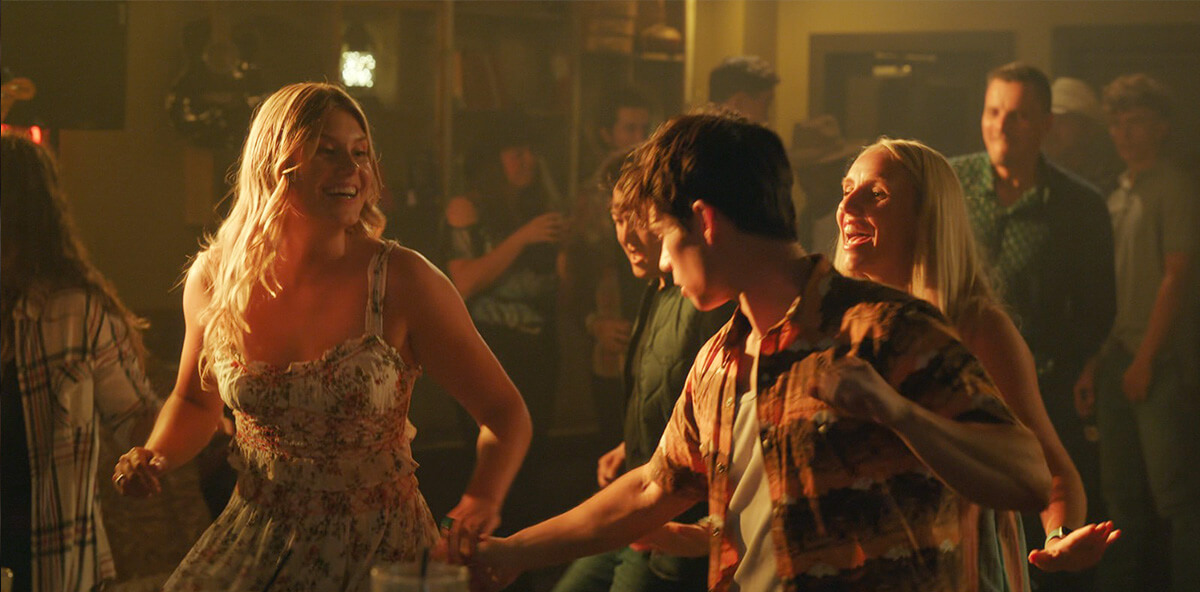 My Life With the Walter Boys Season 2: Blake and Alex dancing
