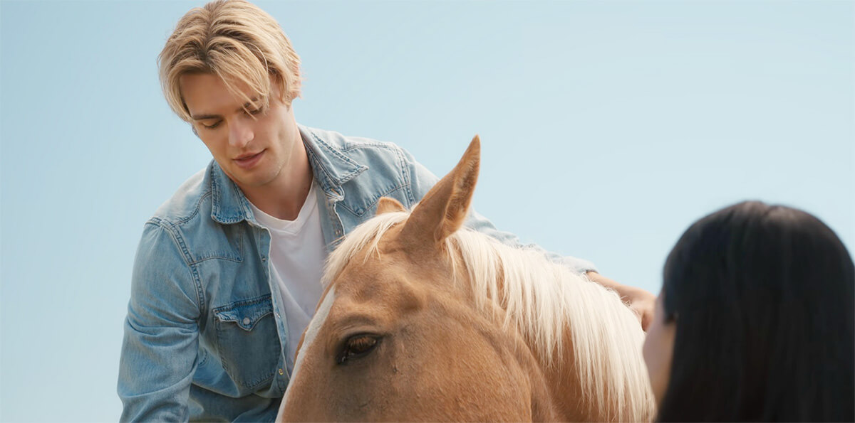 My Life With the Walter Boys: Cole introduces Custard to Jackie