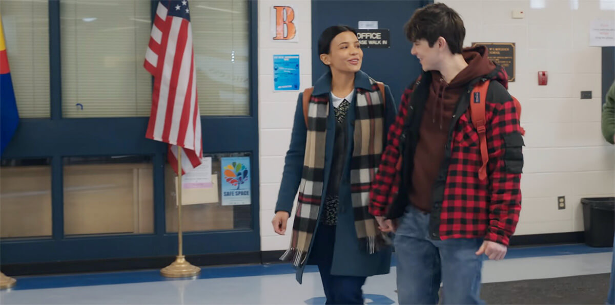 My Life With the Walter Boys: Jackie and Alex holding hands