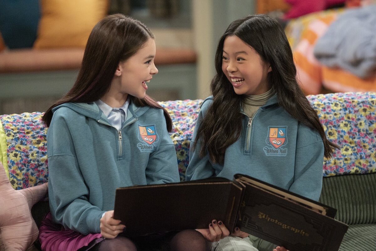 Vampirina: Teenage Vampire image of Vee and Sophie