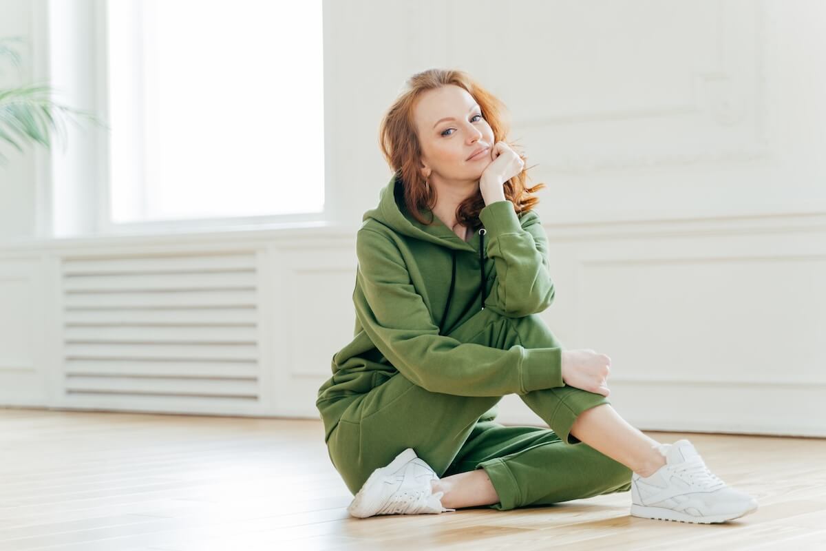 Shutterstock: Woman in cozy green loungewear set